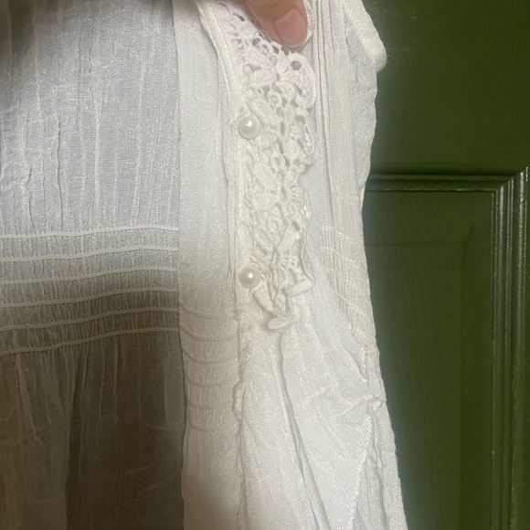 Cottage Core Dainty w crochet lace Feminine Vest - Picture 3 of 5